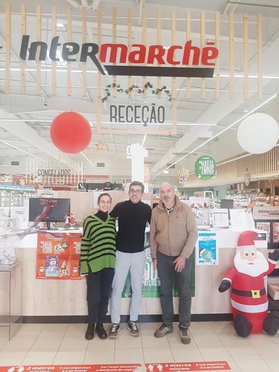 INTERMARCHÉ DE ALHOS VEDROS PRESENTEIA CRIANÇAS DOS JARDINS DE INFÂNCIA
